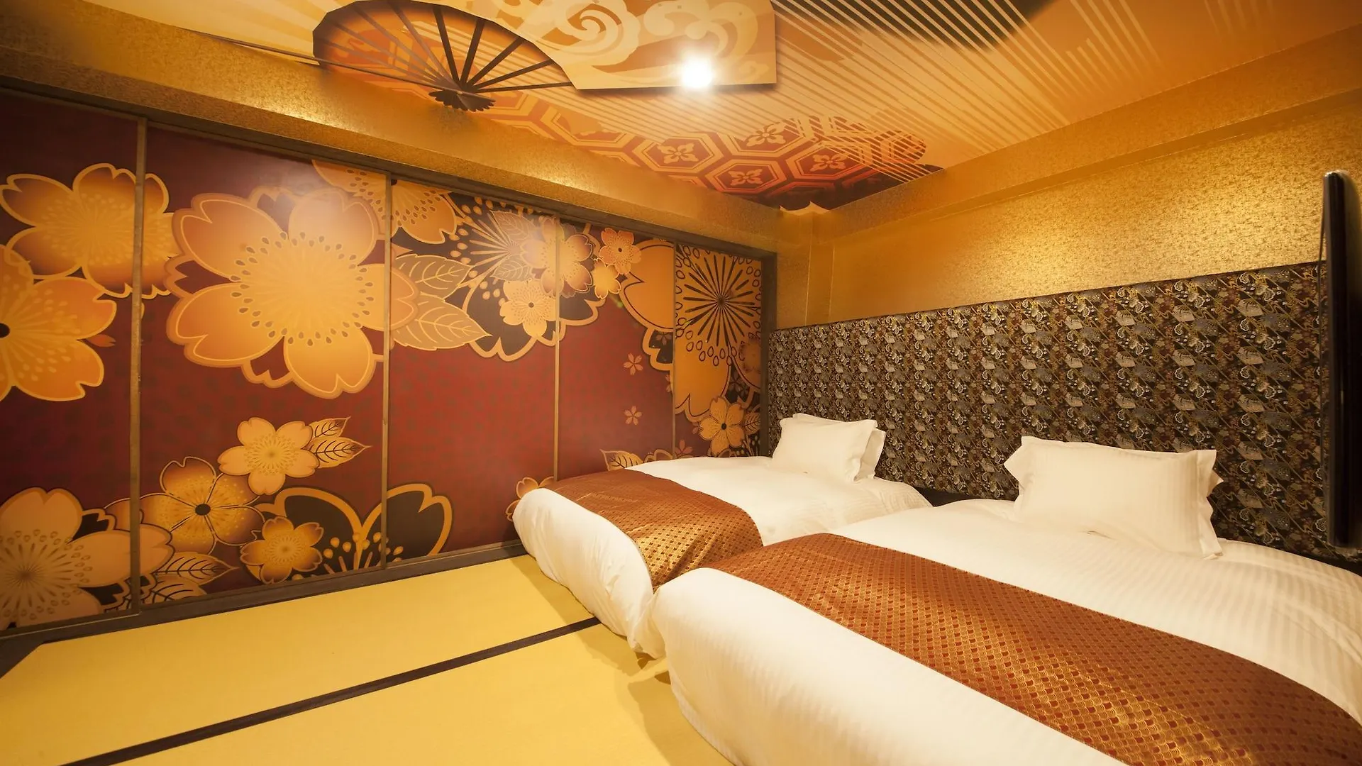 טוקיו Centurion Hotel Ueno 3*,