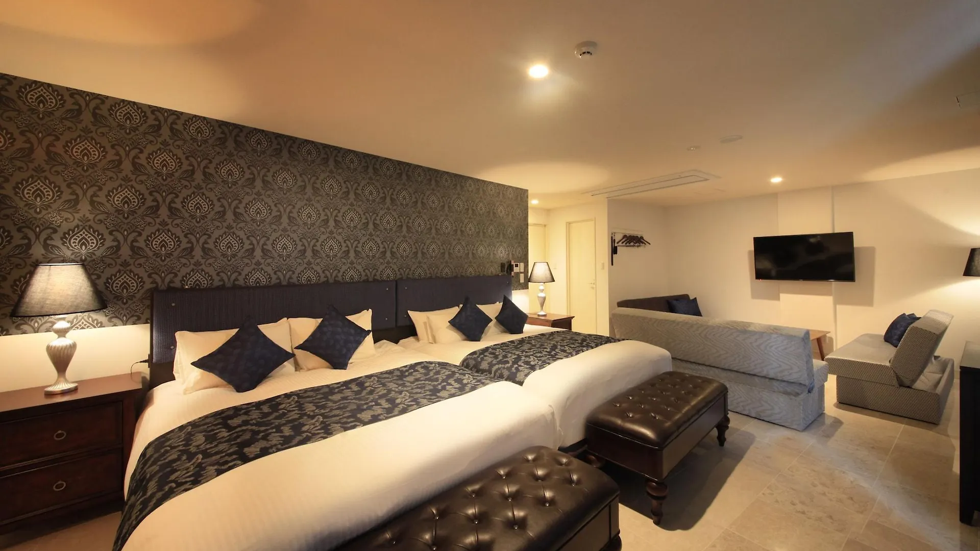 טוקיו Centurion Hotel Ueno 3*,