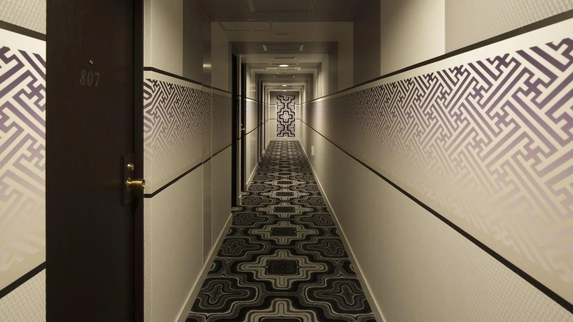 טוקיו Centurion Hotel Ueno 3*,
